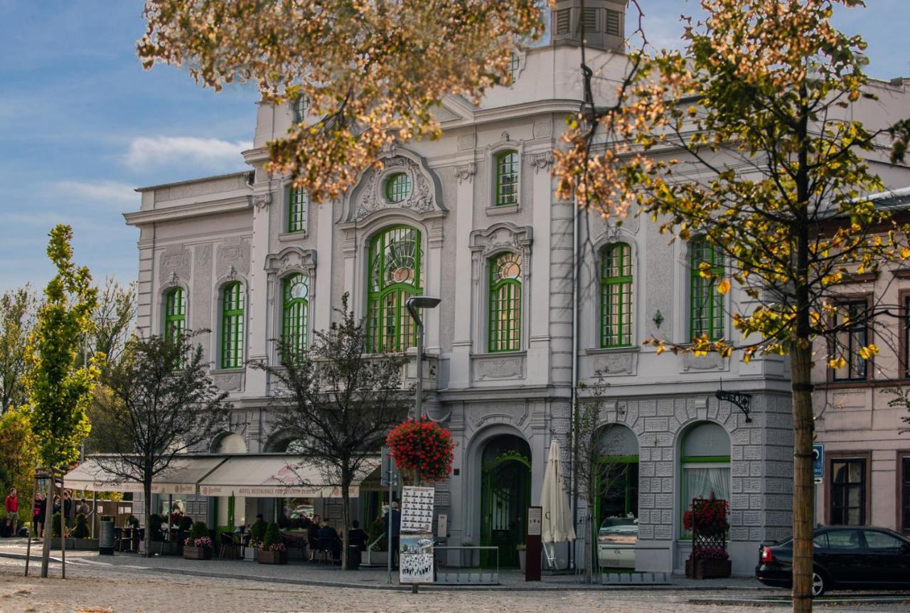 Hotel Pod Zelenym Dubem Bohumín المظهر الخارجي الصورة