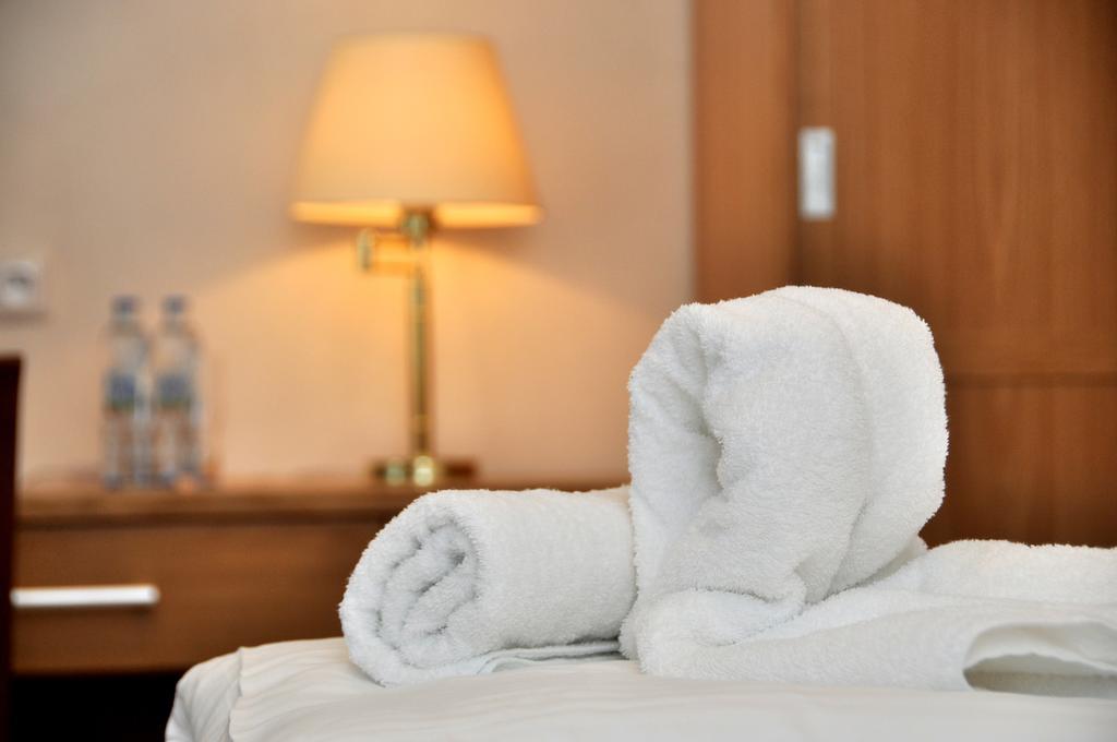 Hotel Pod Zelenym Dubem Bohumín المظهر الخارجي الصورة